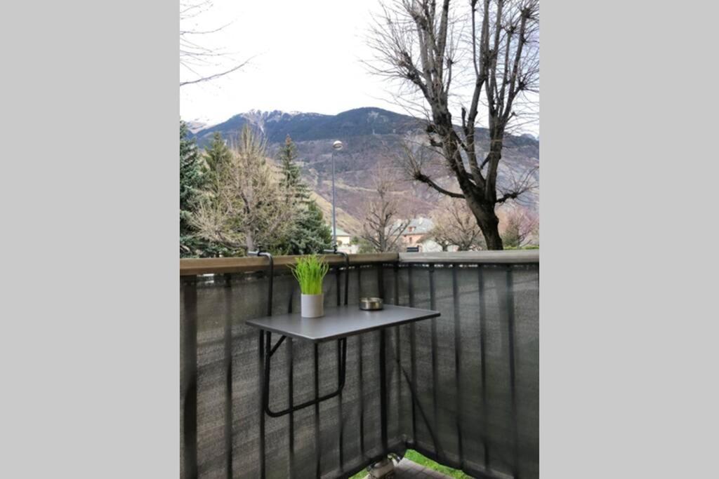 Cosy Proche De La Gare Apartment *